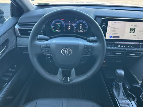 Certified 2026 Toyota Camry XLE AWD/4WD image 14