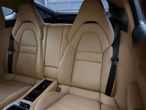 Used 2019 Porsche Panamera 4 w/ Premium Package image 15