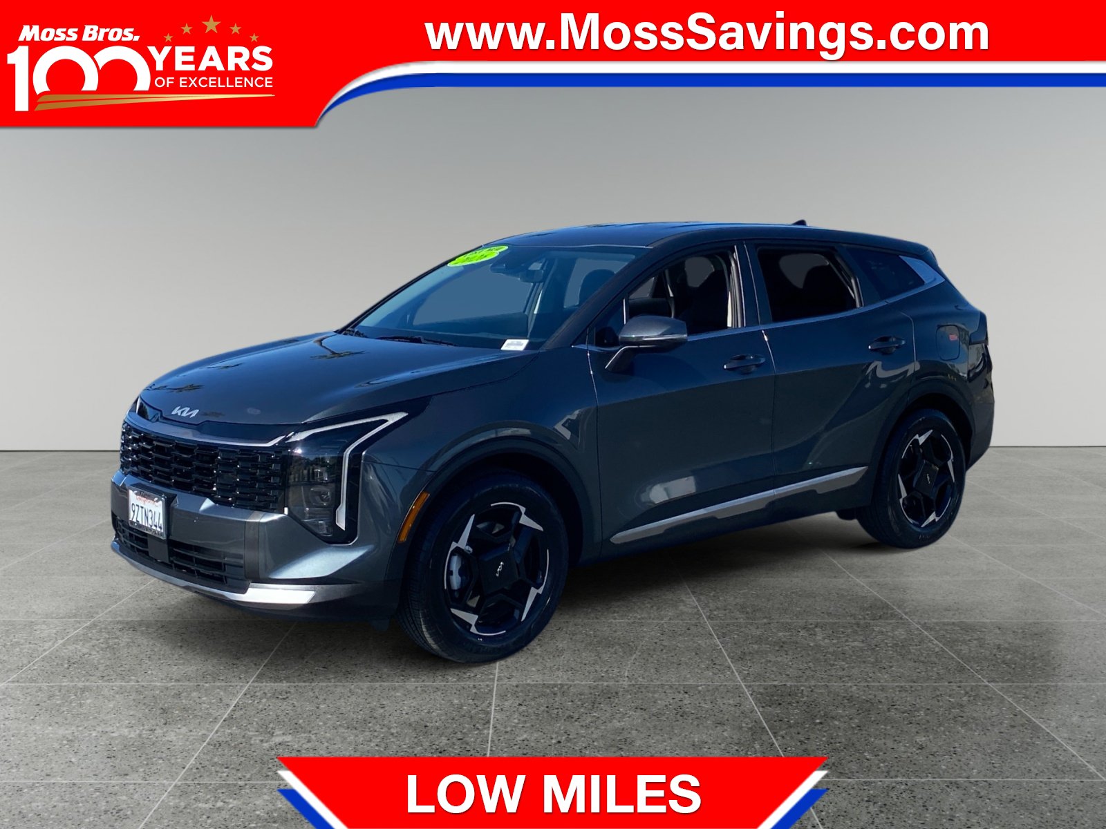Used 2026 Kia Sportage EX FWD image 1