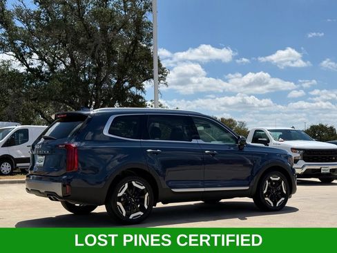 Used 2025 Kia Telluride S FWD image 4