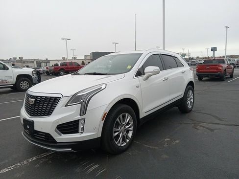 Used 2020 Cadillac XT5 Premium Luxury image 3