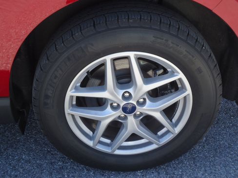 Used 2022 Ford Edge SEL w/ Convenience Package image 9