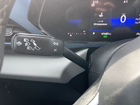 Used 2023 Volkswagen Taos SE image 17