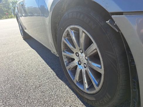 Used 2012 Chrysler 300 Limited image 4