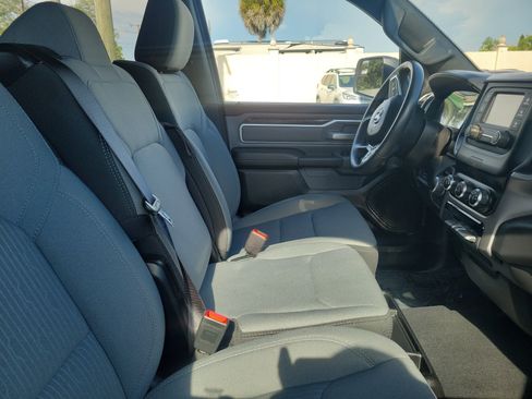 Used 2022 RAM 1500 Big Horn AWD/4WD image 9