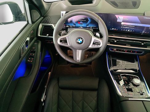 New 2027 BMW X7 xDrive40i w/ M Sport Package AWD/4WD image 17