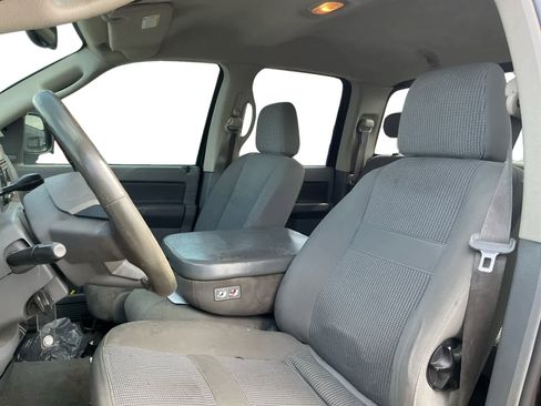 Used 2006 Dodge Ram 2500 Truck SLT image 9
