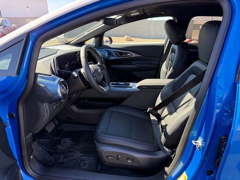 New 2026 Chevrolet Equinox EV LT image 10