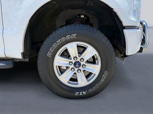 Used 2016 Ford F150 XL w/ Equipment Group 101A Mid AWD/4WD image 9