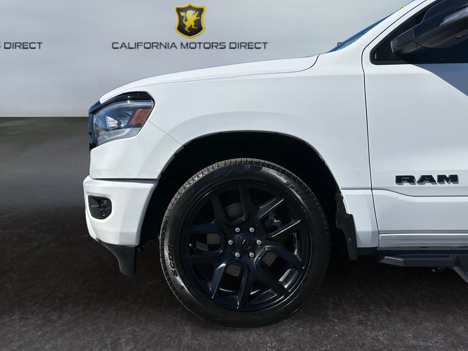 Used 2023 RAM 1500 Laramie RWD image 14
