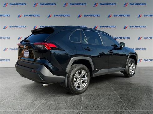 Used 2024 Toyota RAV4 LE image 5