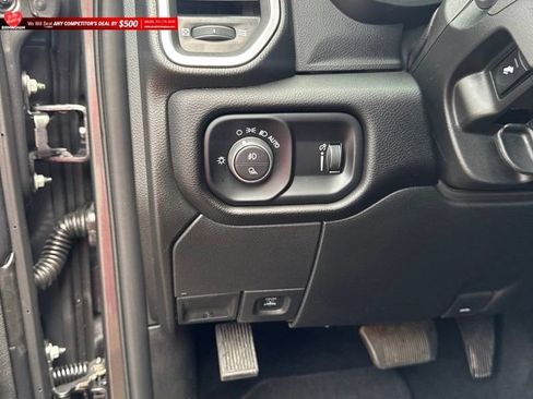 Used 2024 RAM 2500 Big Horn w/ Night Edition AWD/4WD image 24