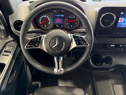 New 2026 Mercedes-Benz Sprinter 2500 image 13