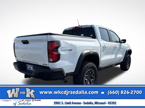 Used 2024 Chevrolet Colorado ZR2 AWD/4WD image 7