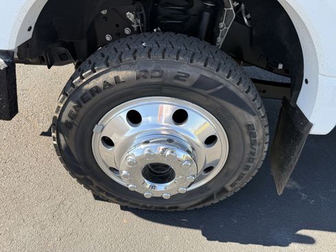 Used 2023 Ford F450 Lariat w/ Lariat Ultimate Package image 5