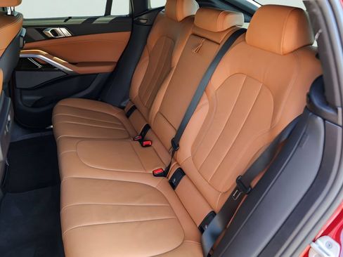 Used 2021 BMW X6 sDrive40i w/ Executive Package RWD image 30