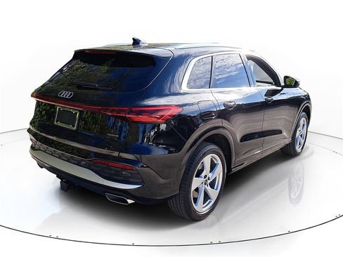 New 2025 Audi Q5 2.0T Premium Plus image 4