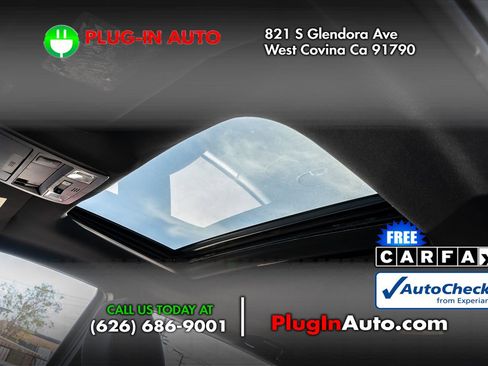 Used 2016 Toyota Tacoma TRD Sport image 8