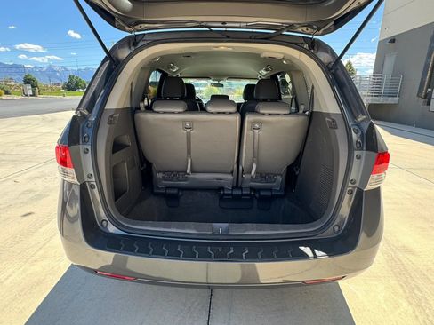 Used 2014 Honda Odyssey EX image 17