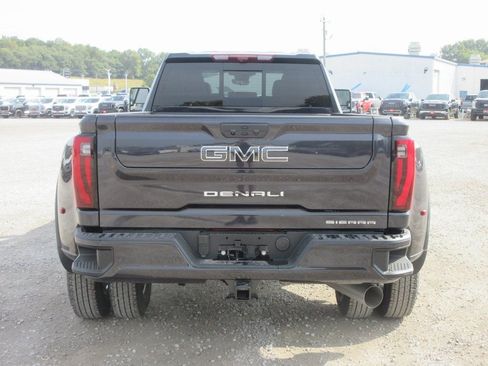 New 2026 GMC Sierra 3500 Denali Ultimate AWD/4WD image 5