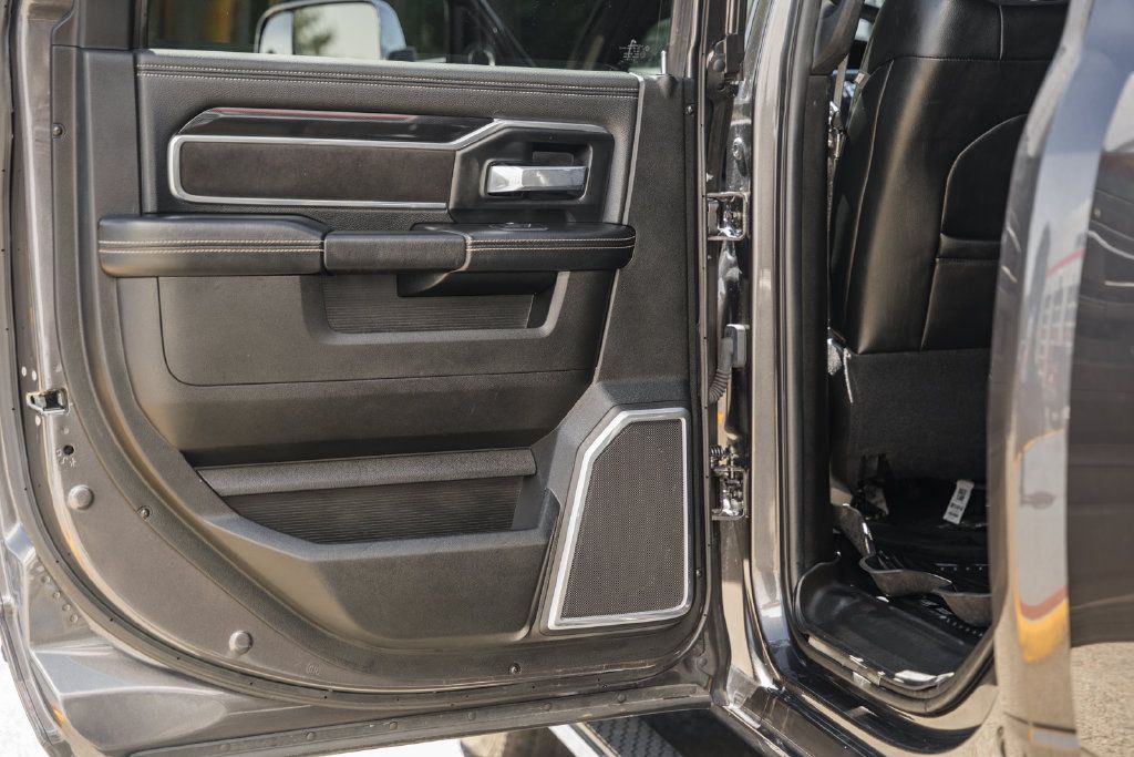 Used 2022 RAM 2500 Laramie AWD/4WD image 43