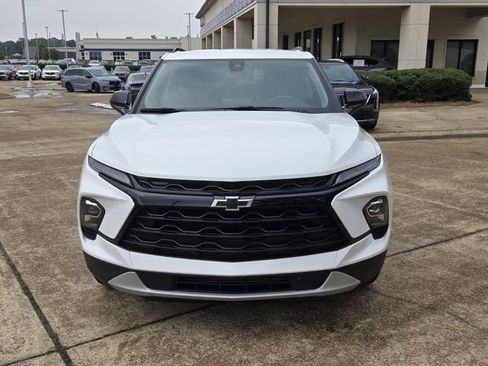 Used 2024 Chevrolet Blazer LT w/ Convenience Package FWD image 23