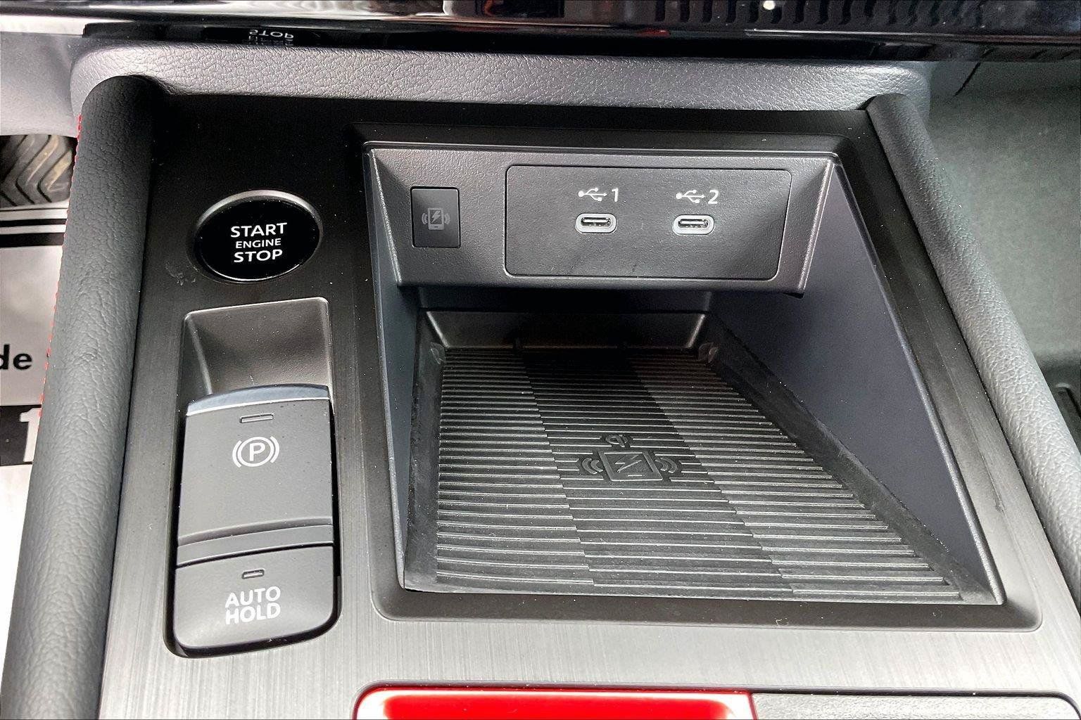 Certified 2026 Nissan Kicks SR FWD image 31