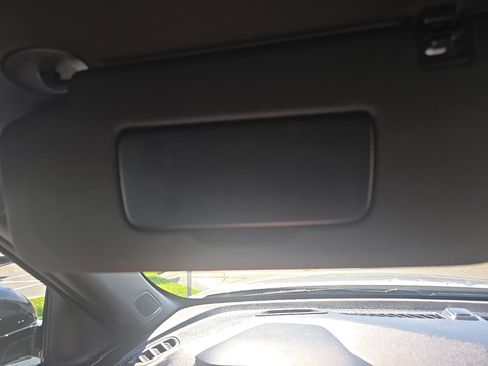 Used 2024 Chevrolet TrailBlazer RS w/ Convenience Package image 42