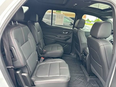 Used 2023 Chevrolet Traverse RS w/ LPO, Floor Liner Package AWD/4WD image 33
