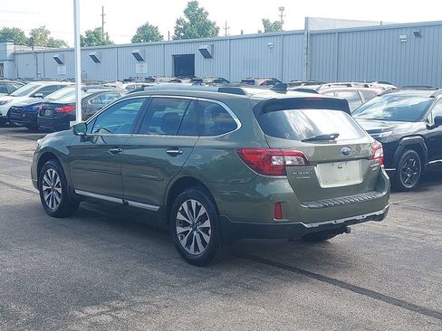 Used 2017 Subaru Outback 2.5i Touring w/ Popular Package #5A AWD/4WD image 5