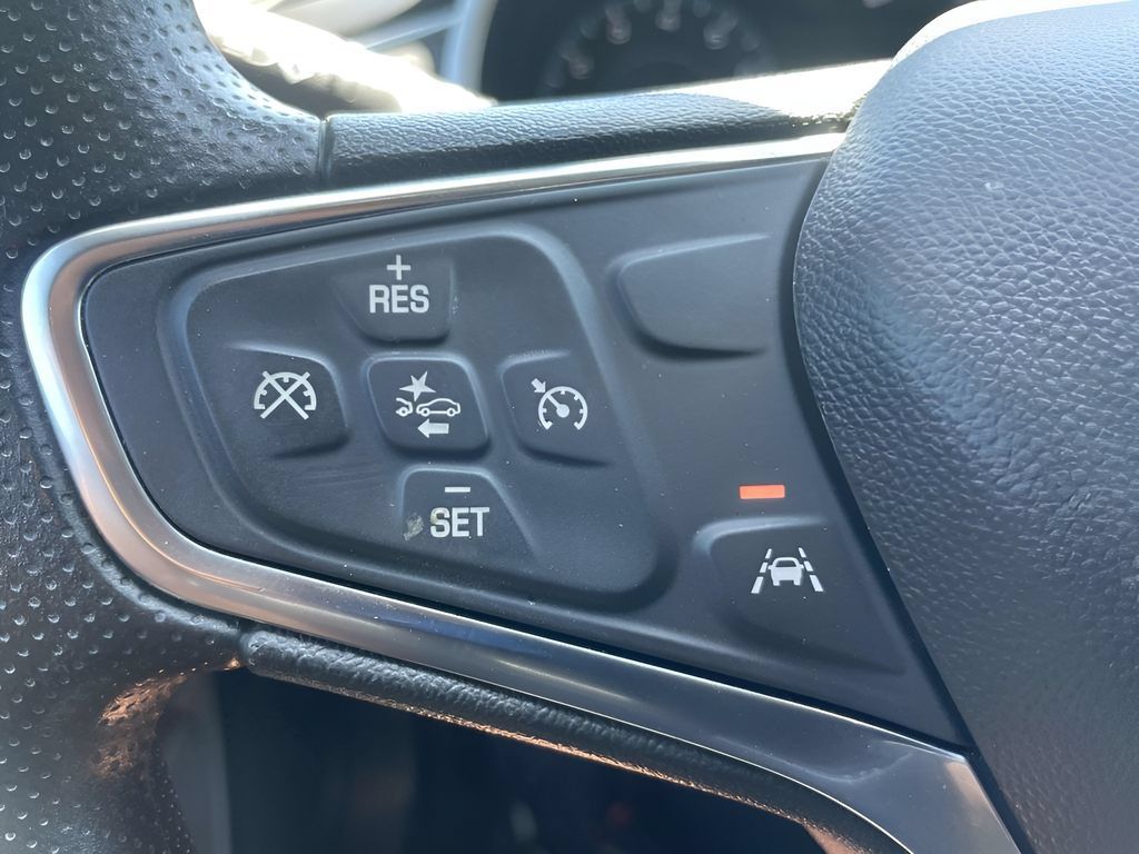 Used 2025 Chevrolet Malibu LT FWD image 27