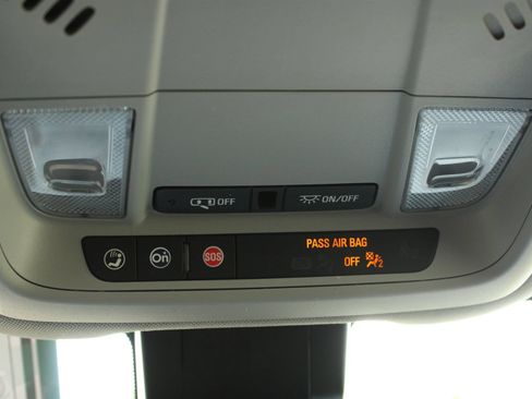 Used 2023 GMC Terrain SLE w/ LPO, Floor Liner Package AWD/4WD image 53