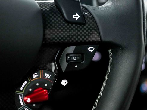 Used 2018 Ferrari 812 Superfast RWD image 70
