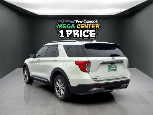 Used 2023 Ford Explorer Limited w/ Equipment Group 301A image 3