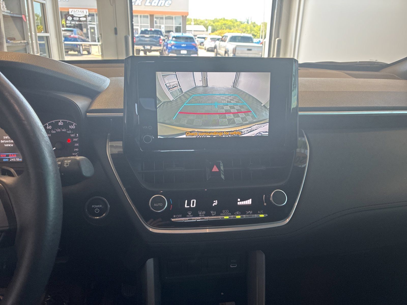 Used 2023 Toyota Corolla Cross AWD Hybrid w/ Moonroof Package image 24