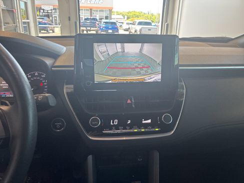 Used 2023 Toyota Corolla Cross AWD Hybrid w/ Moonroof Package image 24
