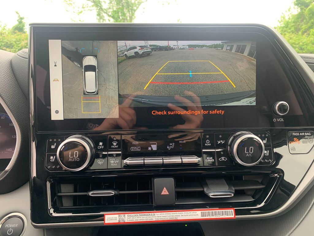 New 2026 Toyota Highlander Limited AWD/4WD image 24