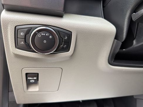 Used 2019 Ford F150 XLT AWD/4WD image 17