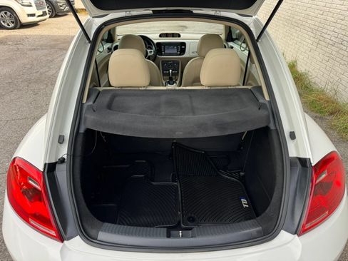Used 2013 Volkswagen Beetle TDI FWD image 17