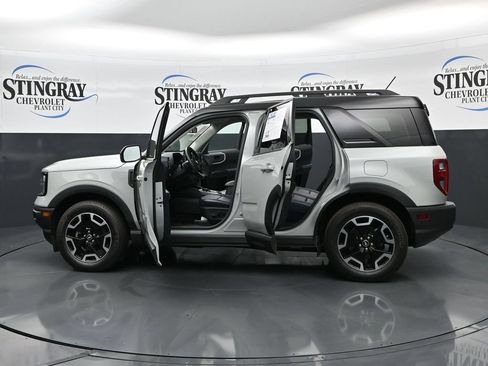 Used 2023 Ford Bronco Sport Outer Banks w/ Tech Package AWD/4WD image 37