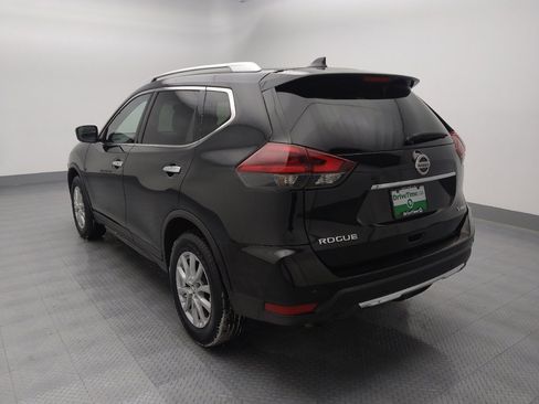 Used 2020 Nissan Rogue SV image 5