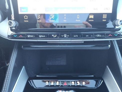 New 2026 Jeep Grand Wagoneer Limited image 7