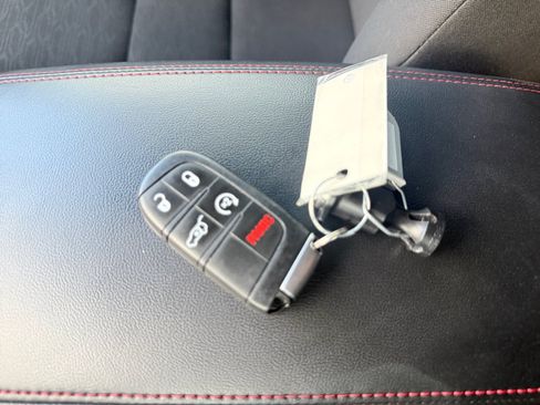 Used 2025 Dodge Durango GT w/ Blacktop Package AWD/4WD image 20