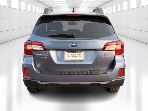 Used 2017 Subaru Outback 2.5i Premium AWD/4WD image 8