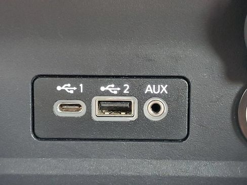 Used 2024 Nissan Sentra SV FWD image 18