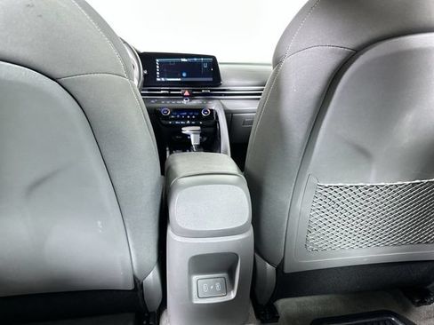 Used 2025 Hyundai Elantra SEL FWD image 22