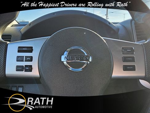 Used 2021 Nissan Frontier SV image 10