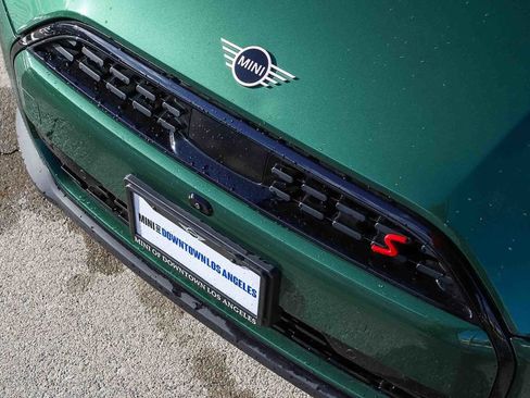 Used 2025 MINI Cooper S image 9