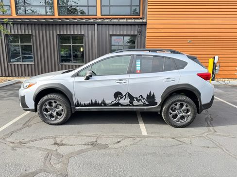 Used 2021 Subaru Crosstrek 2.5i Sport w/ Moonroof Package AWD/4WD image 2