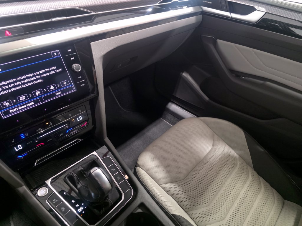 Used 2023 Volkswagen Arteon SEL Premium AWD/4WD image 30